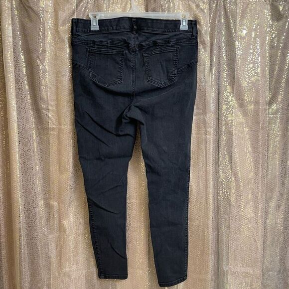 Torrid Bombshell Stretch High Rise Skinny Jeans Black, 16R - Picture 2 of 5